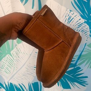 Kids Bearpaw boots